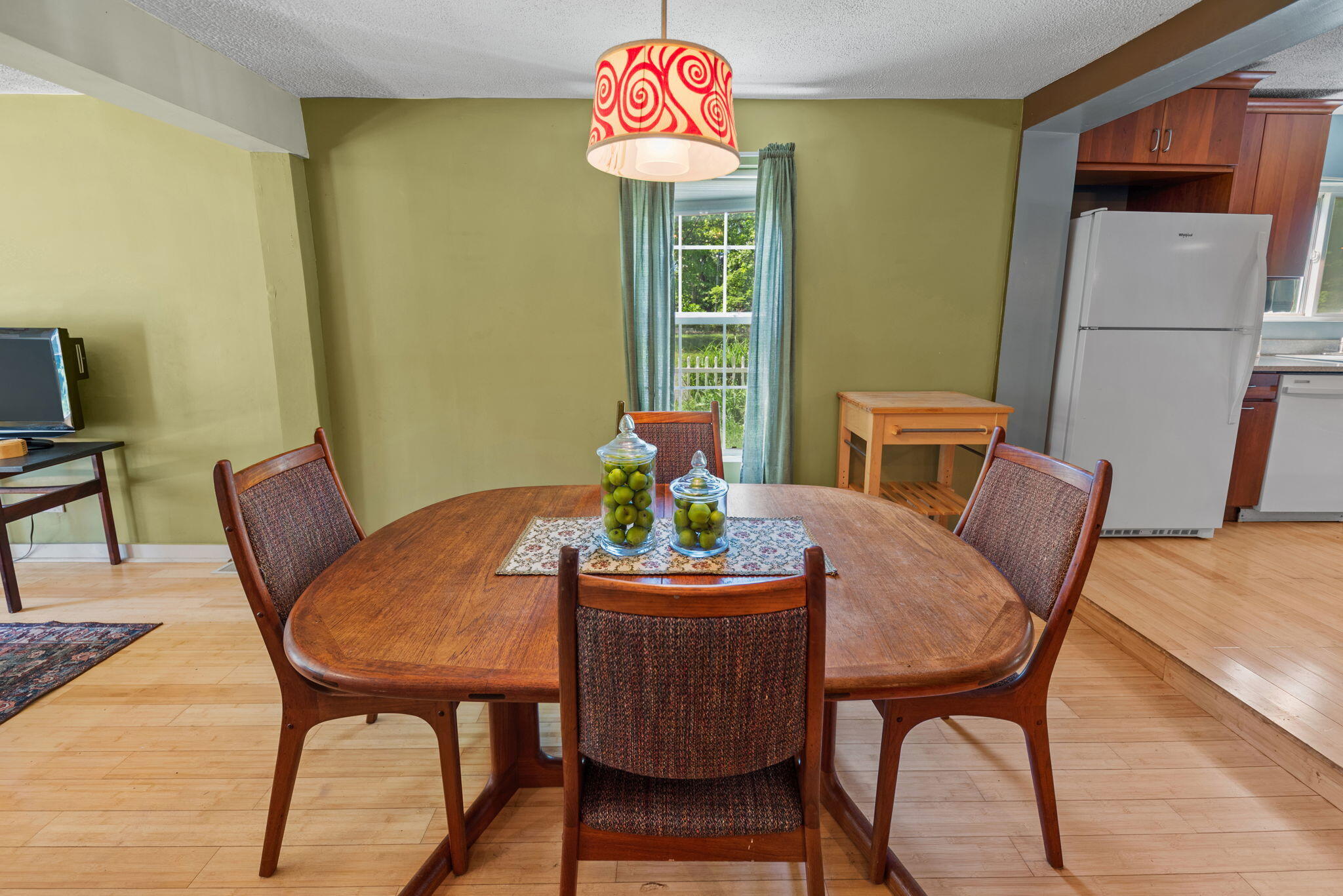702 North Karwick Road Michigan City, IN 46360 - Photo 9 of 22 2048x1367