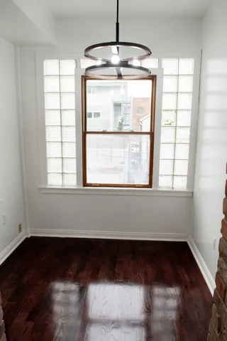 $2,800 | 2026 West McLean Avenue, Unit 2, Chicago, IL 60647