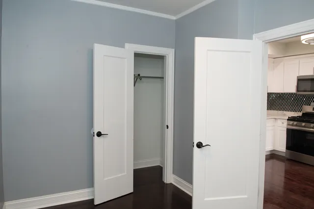 $2,800 | 2026 West McLean Avenue, Unit 2, Chicago, IL 60647