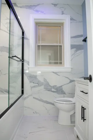 $2,800 | 2026 West McLean Avenue, Unit 2, Chicago, IL 60647