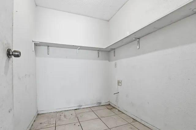 $119,000 | 11280 Braes Forest Drive, Unit 105, Houston, TX 77071