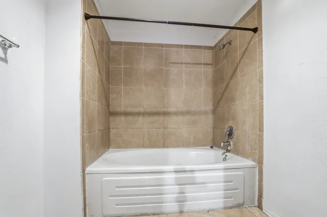 $119,000 | 11280 Braes Forest Drive, Unit 105, Houston, TX 77071