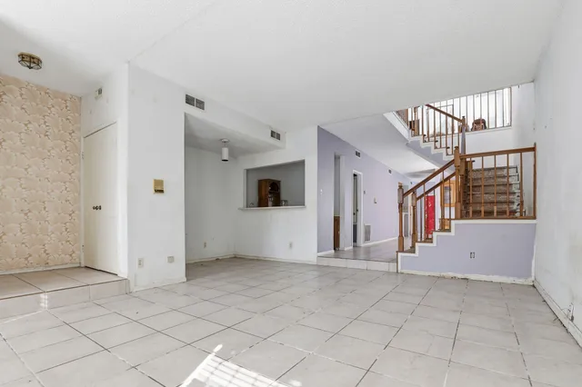 $119,000 | 11280 Braes Forest Drive, Unit 105, Houston, TX 77071