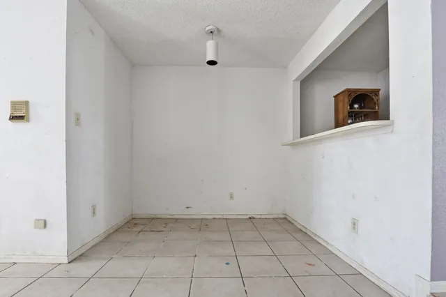 $119,000 | 11280 Braes Forest Drive, Unit 105, Houston, TX 77071