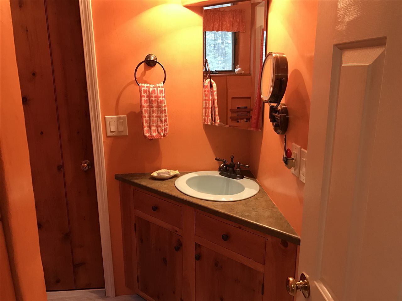 28 B Bedford Road New Boston, NH 03070 - Photo 11 of 29