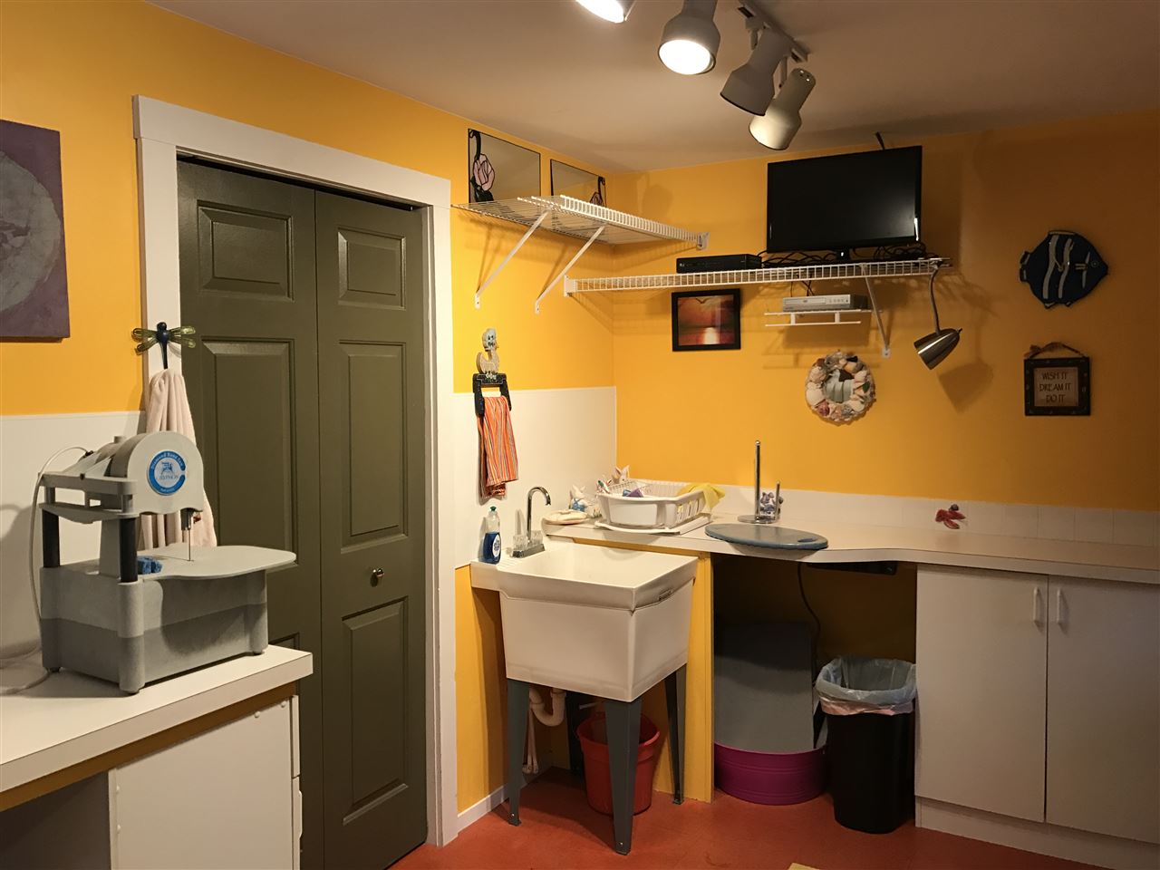 28 B Bedford Road New Boston, NH 03070 - Photo 19 of 29
