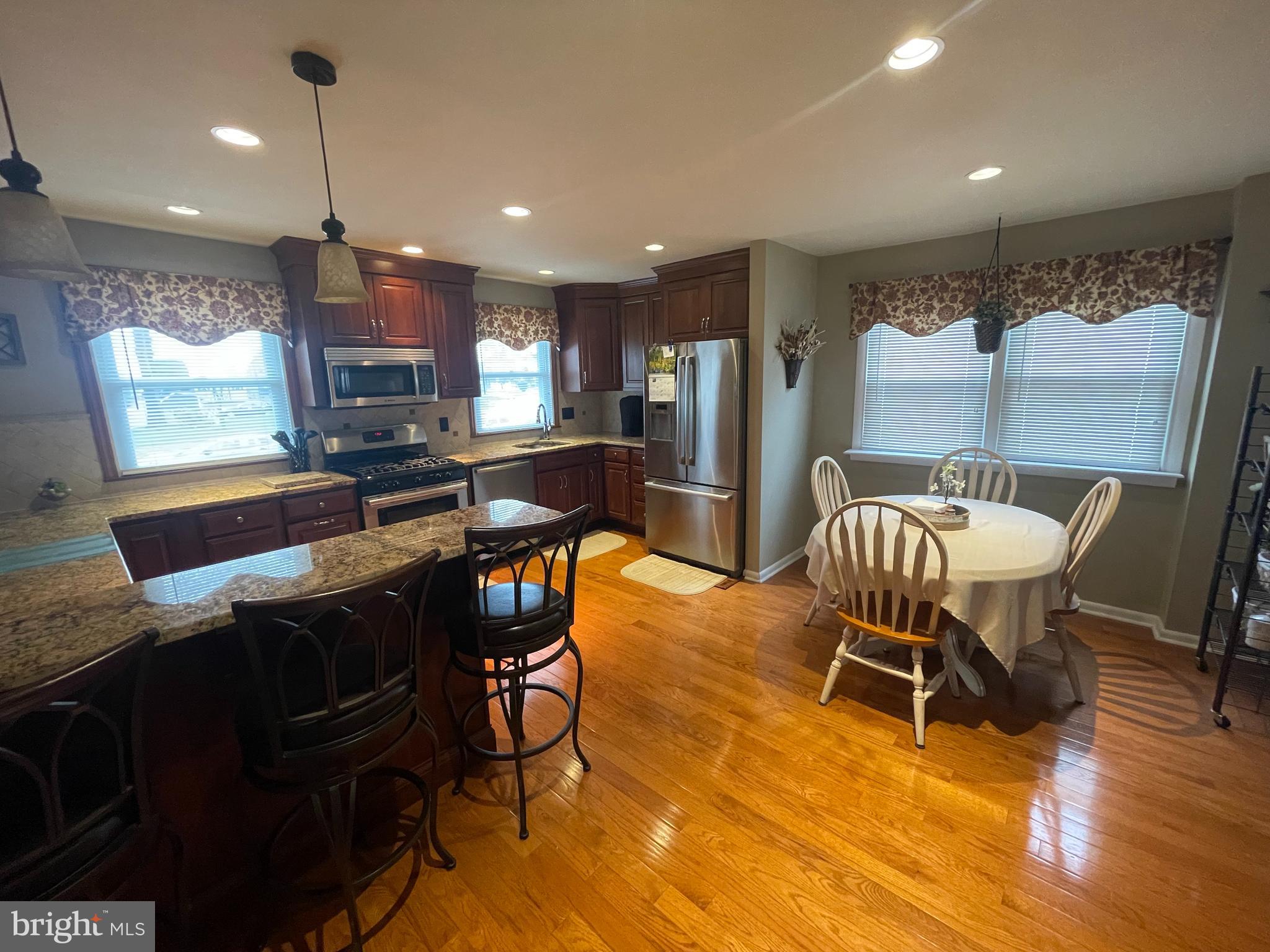 9908 Medway Road Philadelphia, PA 19115 - Photo 9 of 23 Kitchen