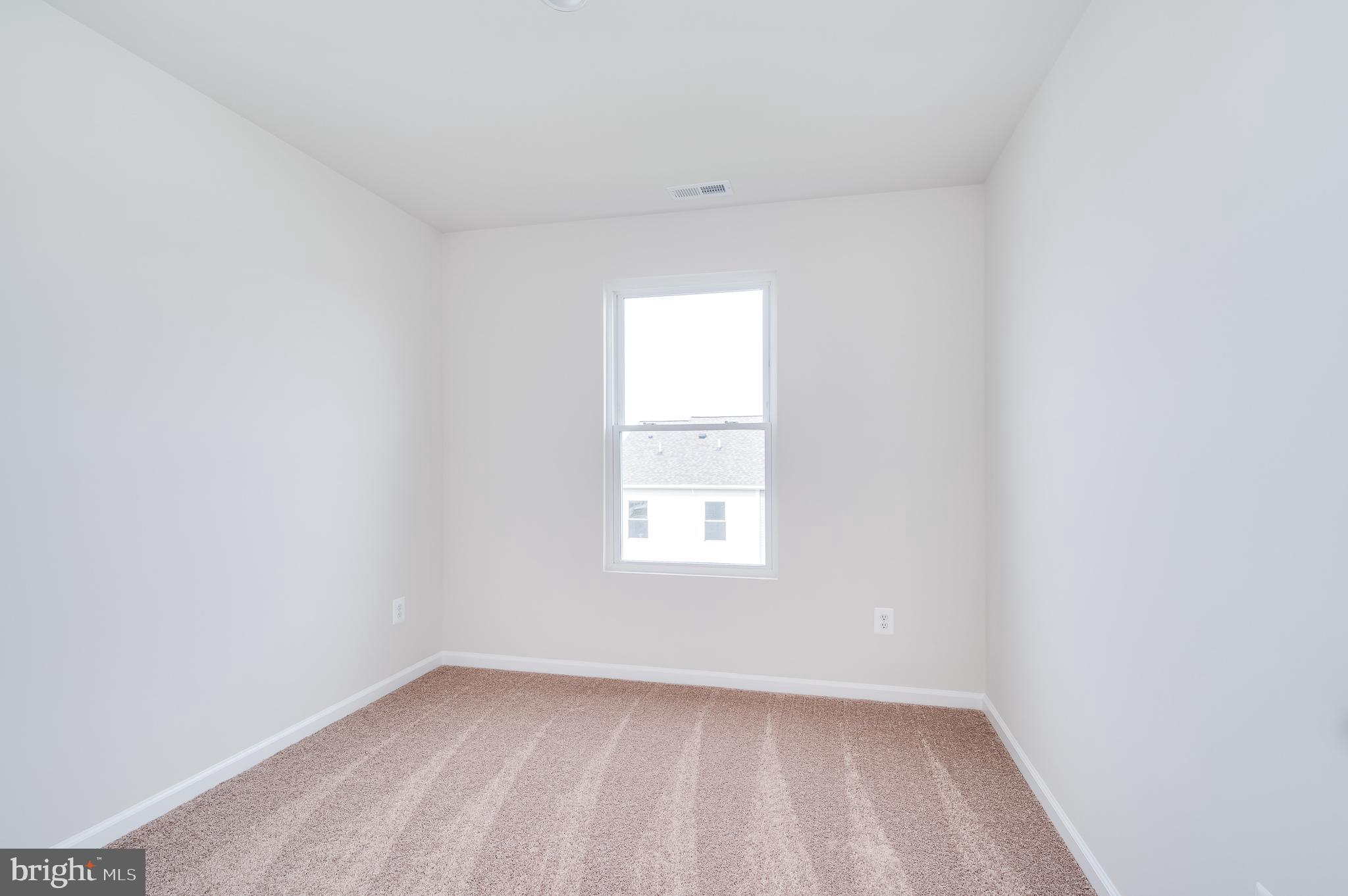 73 Cramsford Street Falling Waters, WV 25419 - Photo 29 of 43