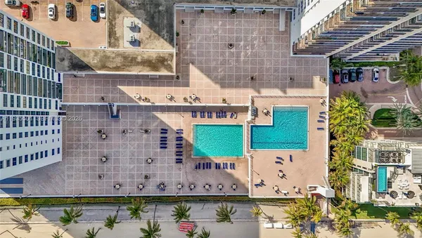 $2,400 | 2101 South Ocean Drive, Unit 1006, Hollywood, FL 33019