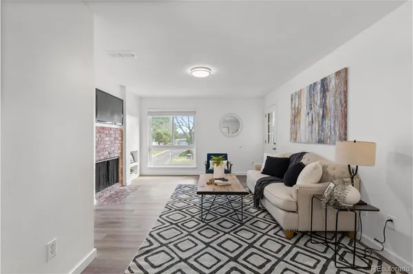 $375,000 | 2215 East Geddes Avenue, Unit B08, Littleton, CO 80122