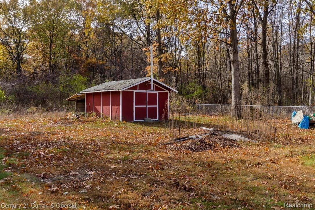 45051 Harris Road Belleville, MI 48111 - Photo 18 of 20 36-2.jpg