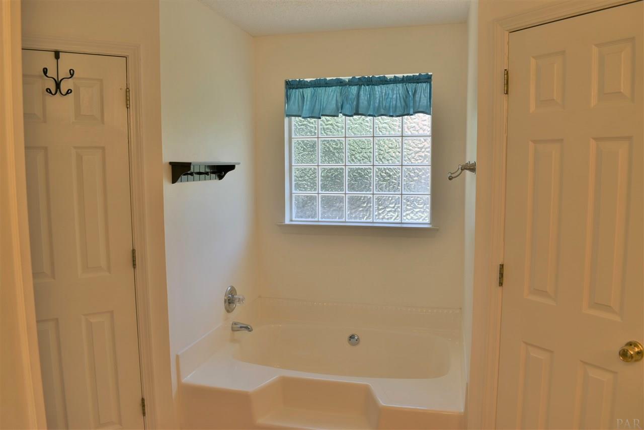 5811 Ibis Road Milton, FL 32583 - Photo 32 of 50