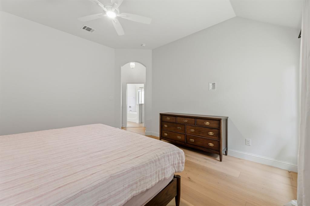 505 Inwood Street Benbrook, TX 76126 - Photo 28 of 39