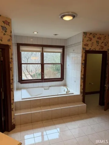 $1,100,000 | 8318 Ashley Avenue, Bloomington, IN 47401