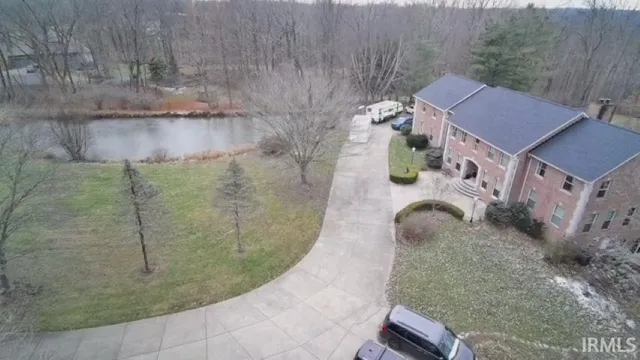 $1,100,000 | 8318 Ashley Avenue, Bloomington, IN 47401