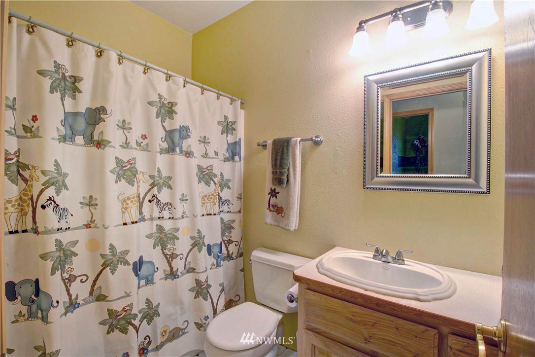 11125 Clark Road Southeast Yelm, WA 98597 - Photo 16 of 25 Gallery Image 16