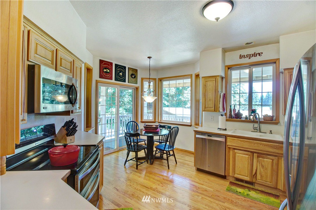 11125 Clark Road Southeast Yelm, WA 98597 - Photo 6 of 25 Gallery Image 6