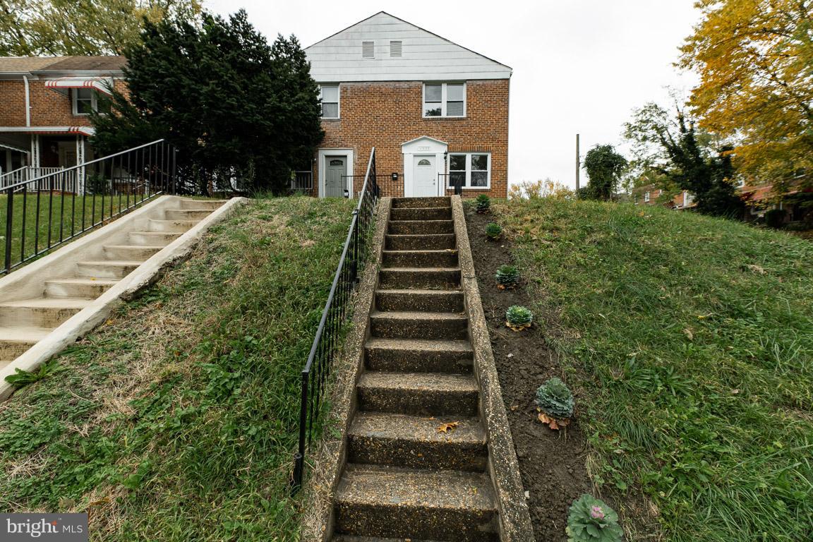 4553 Pen Lucy Road Baltimore, MD 21229 - Photo 1 of 10 Exterior (Front)