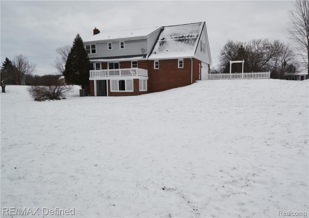 3166 Landview Drive Rochester, MI 48306 - Photo 63 of 66 DSC_0148 (2).JPG