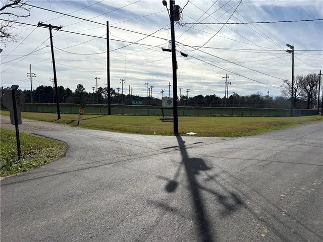 $45,000 | 127 Hickory Street, Pineville, LA 71360