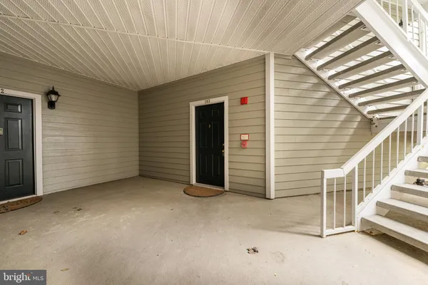 $2,450 | 4417 Fair Stone Drive, Unit 103, Fairfax, VA 22033