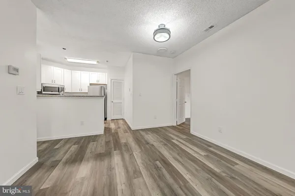 $2,450 | 4417 Fair Stone Drive, Unit 103, Fairfax, VA 22033
