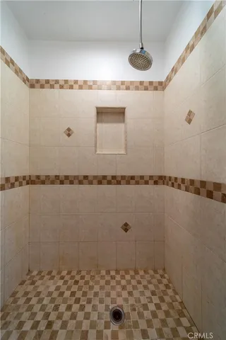 $5,300 | 3341 Thelma Street, La Crescenta, CA 91214