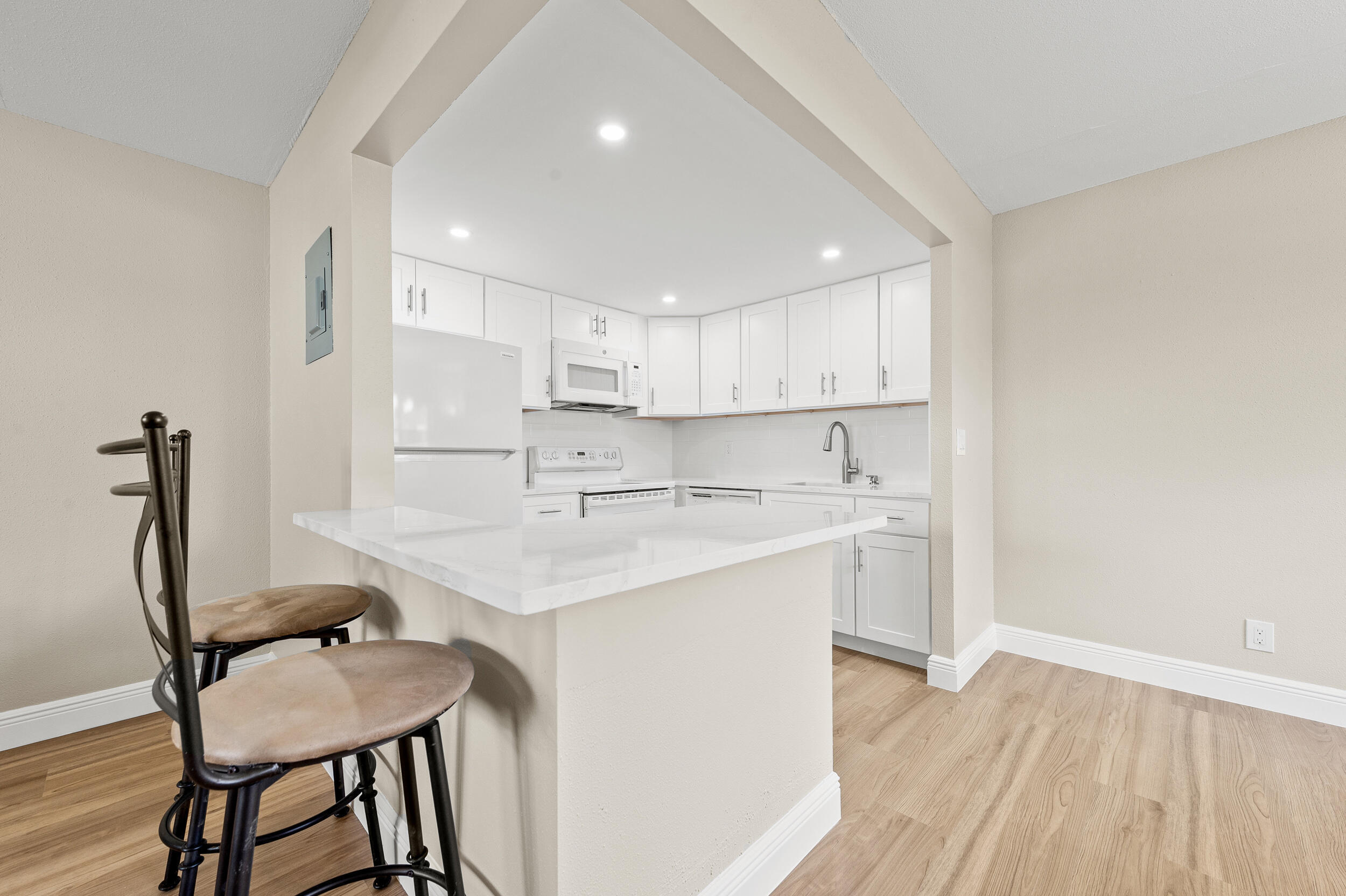 723 Flanders South Delray Beach, FL 33484 - Photo 17 of 34 dsc_3867