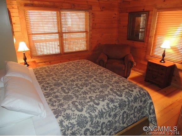 725 Watkins Road Bryson City, NC 28713 - Photo 12 of 17 Gallery Image 12