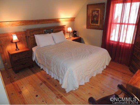 725 Watkins Road Bryson City, NC 28713 - Photo 14 of 17 Gallery Image 14
