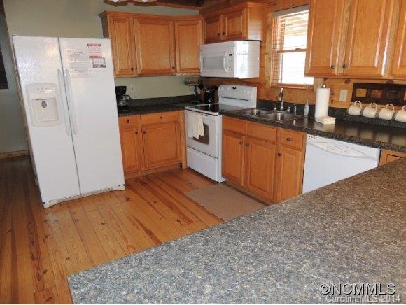 725 Watkins Road Bryson City, NC 28713 - Photo 8 of 17 Gallery Image 8
