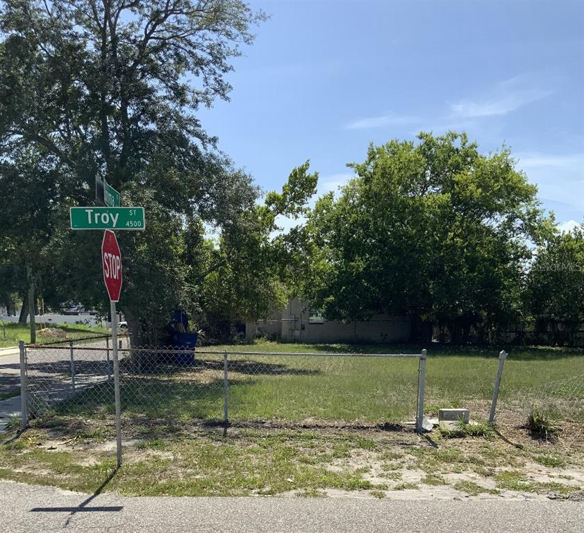 4504 North Troy Street Tampa, FL 33610 - Photo 4 of 7