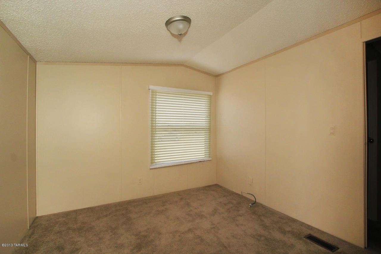 11058 West Kushmaul Road Tucson, AZ 85735 - Photo 18 of 21 Gallery Image 18
