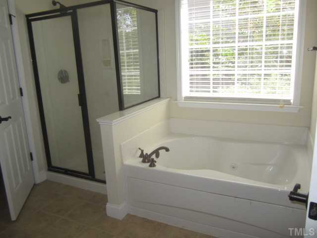 845 Seastone Street Raleigh, NC 27603 - Photo 5 of 10 Gallery Image 5