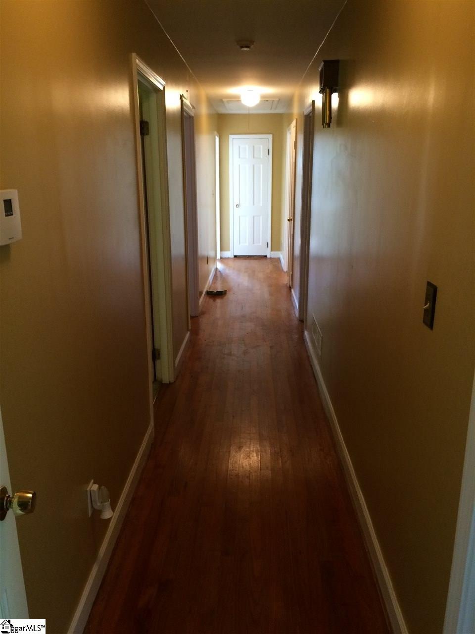 904 Jacobs Road Greenville, SC 29605 - Photo 24 of 36 Gallery Image 24