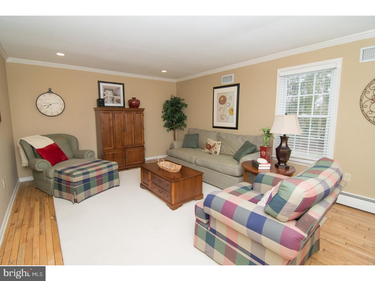746 Spring Valley Road Doylestown, PA 18901 - Photo 5 of 25 Gallery Image 5