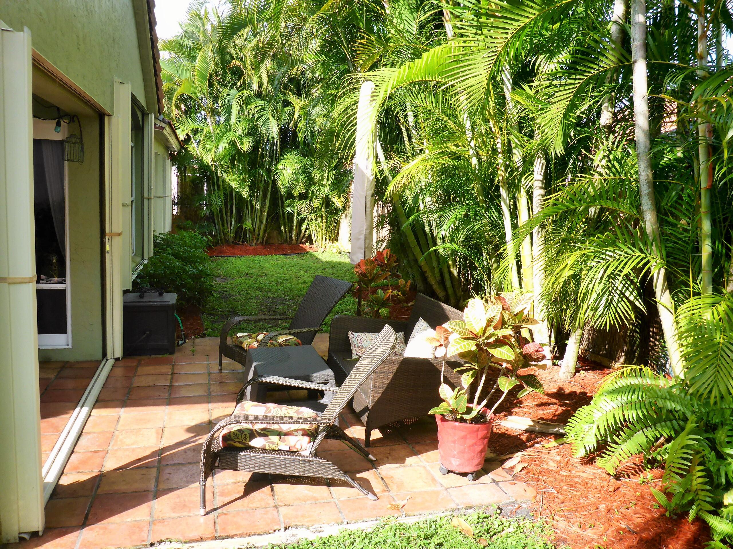 3080 Casa Rio Court Riviera Beach, FL 33418 - Photo 8 of 63 P1040424
