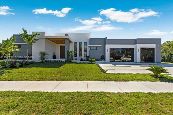 $2,880,000 | 11000 Southwest 120th Street, Miami, FL 33176