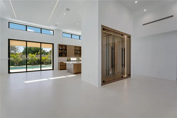 $2,880,000 | 11000 Southwest 120th Street, Miami, FL 33176