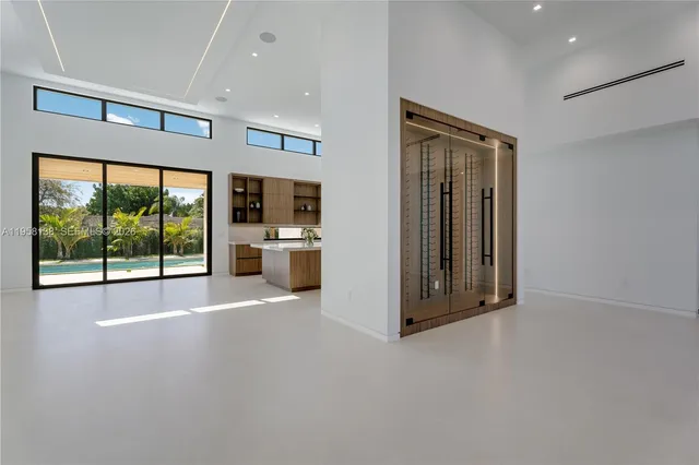 $2,880,000 | 11000 Southwest 120th Street, Miami, FL 33176