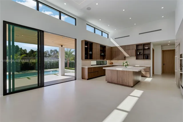 $2,880,000 | 11000 Southwest 120th Street, Miami, FL 33176