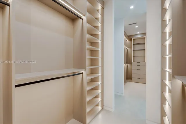 $2,880,000 | 11000 Southwest 120th Street, Miami, FL 33176