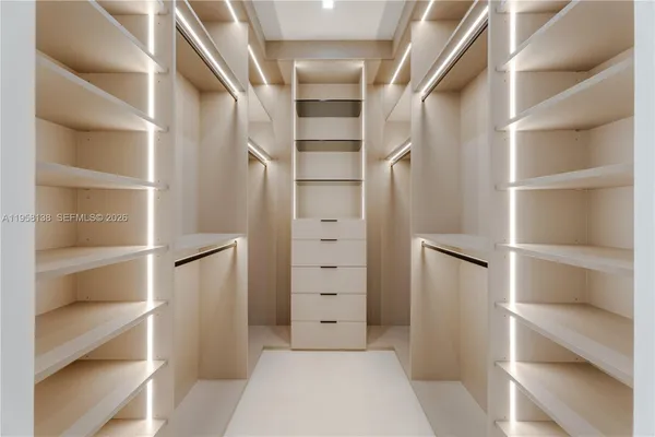 $2,880,000 | 11000 Southwest 120th Street, Miami, FL 33176