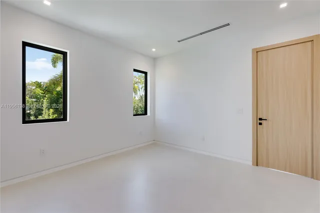 $2,880,000 | 11000 Southwest 120th Street, Miami, FL 33176