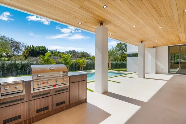 $2,880,000 | 11000 Southwest 120th Street, Miami, FL 33176