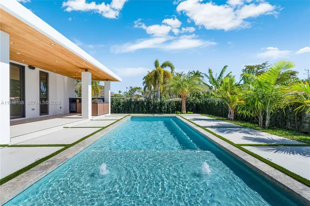 $2,880,000 | 11000 Southwest 120th Street, Miami, FL 33176