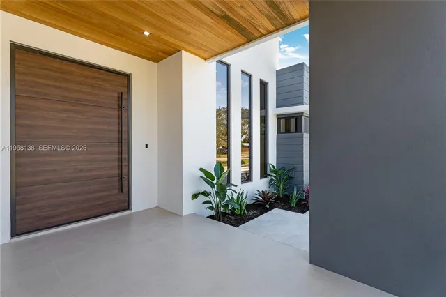 $2,880,000 | 11000 Southwest 120th Street, Miami, FL 33176