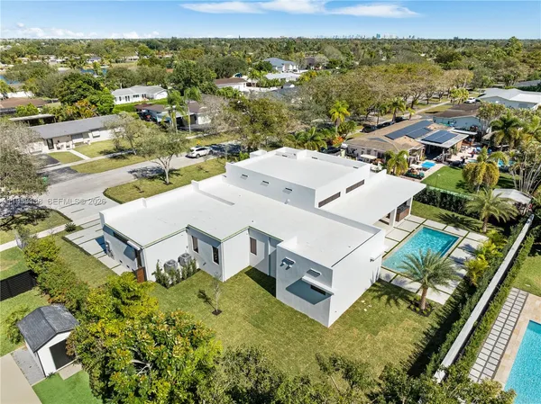 $2,880,000 | 11000 Southwest 120th Street, Miami, FL 33176