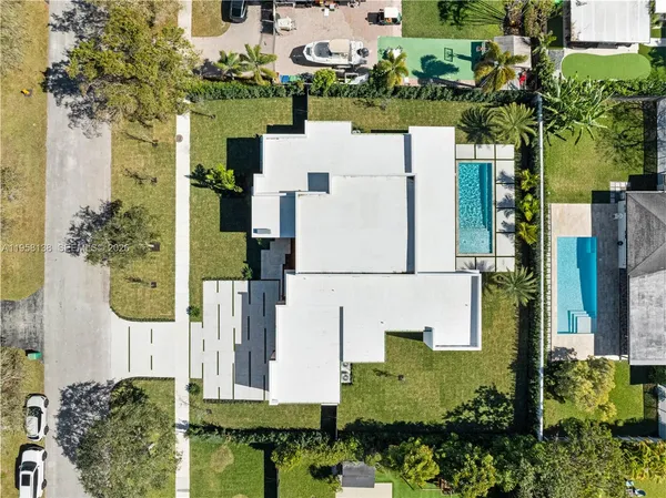 $2,880,000 | 11000 Southwest 120th Street, Miami, FL 33176