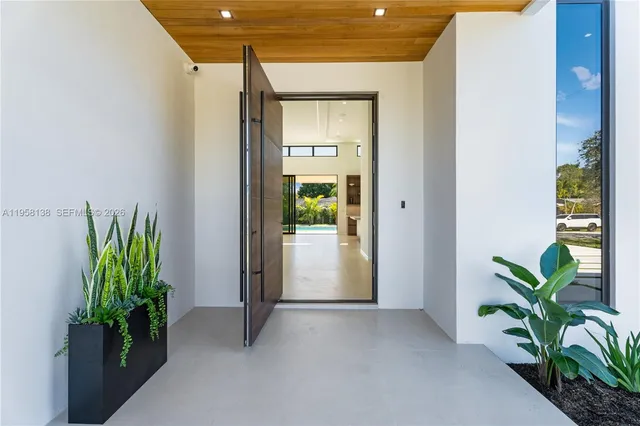 $2,880,000 | 11000 Southwest 120th Street, Miami, FL 33176